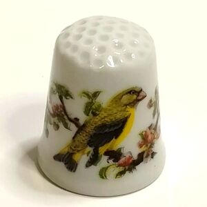 Vintage VA Vista Alegre Yellow Bird & Pink Flowers Thimble Made in Portugal.